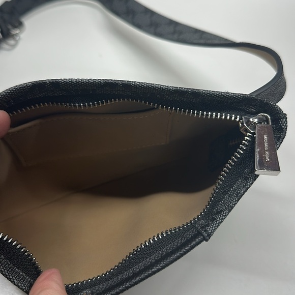 Micheal Kors Logo Belt Bag Fanny Pack Adjustable Faux Leather MK Black Gray S/M - Picture 5 of 8